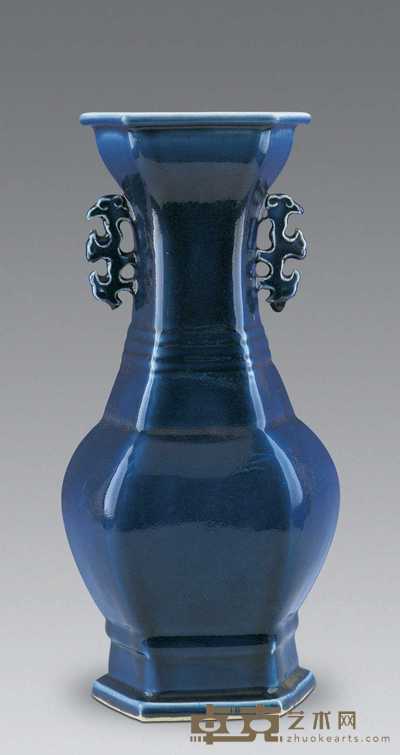 清乾隆 宝石蓝釉双耳瓶 高43cm；口径16.6cm；底径16.6cm